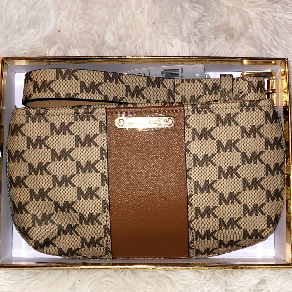 MICHAEL KORS ADJUSTABLE BELT BAG